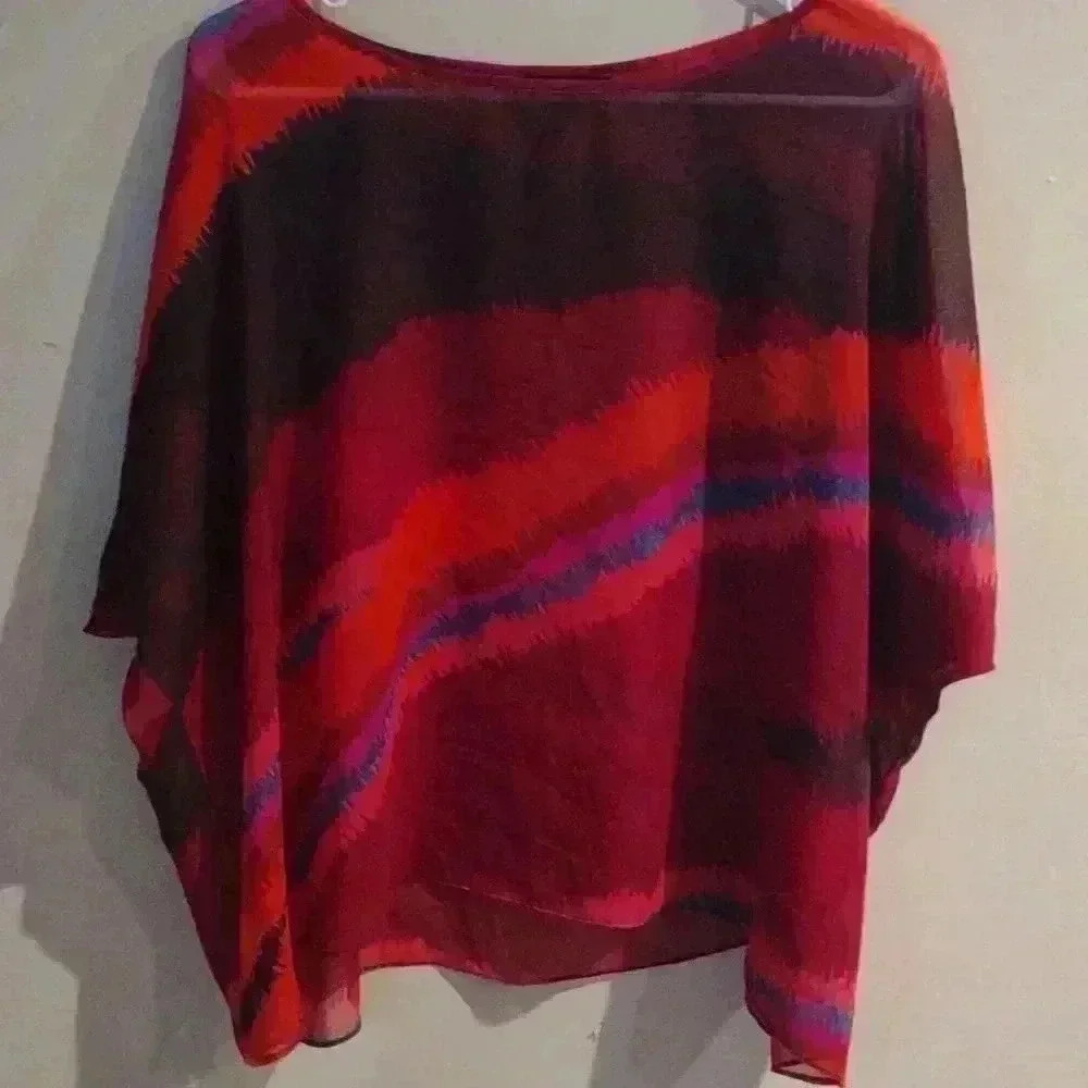 Women's Express short sleeve blouse size small multi color